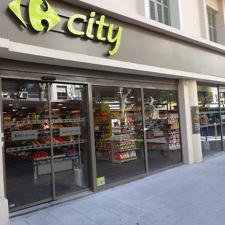 شقة Casa Madere- Ideal Couples - & Cosy -train Station - Tram & Supermarkets-balcony- Washing-machine-ac *