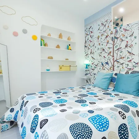 Casa Madere- Ideal Couples - & Cosy -train Station - Tram & Supermarkets-balcony- Washing-machine-ac ניס
