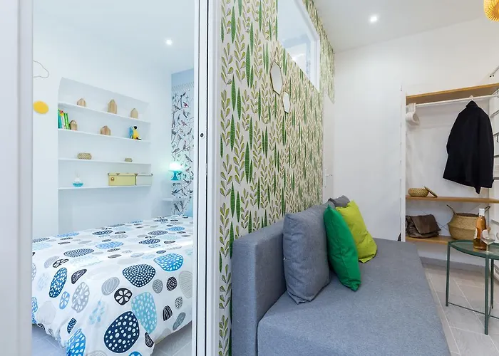 Apartmán Casa Madere- Ideal Couples - & Cosy -train Station - Tram & Supermarkets-balcony- Washing-machine-ac Nice